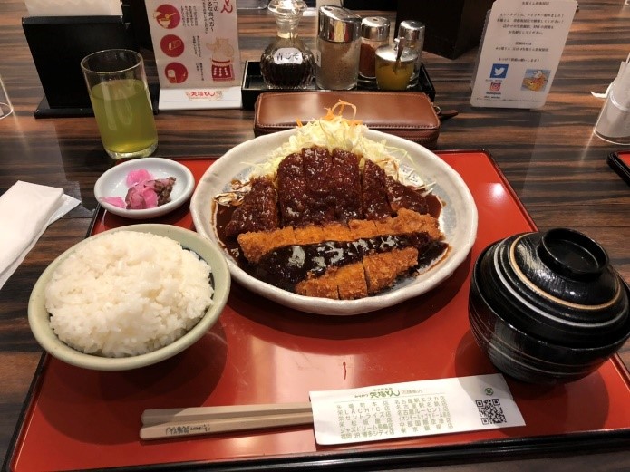 美味しい味噌カツ屋での一枚